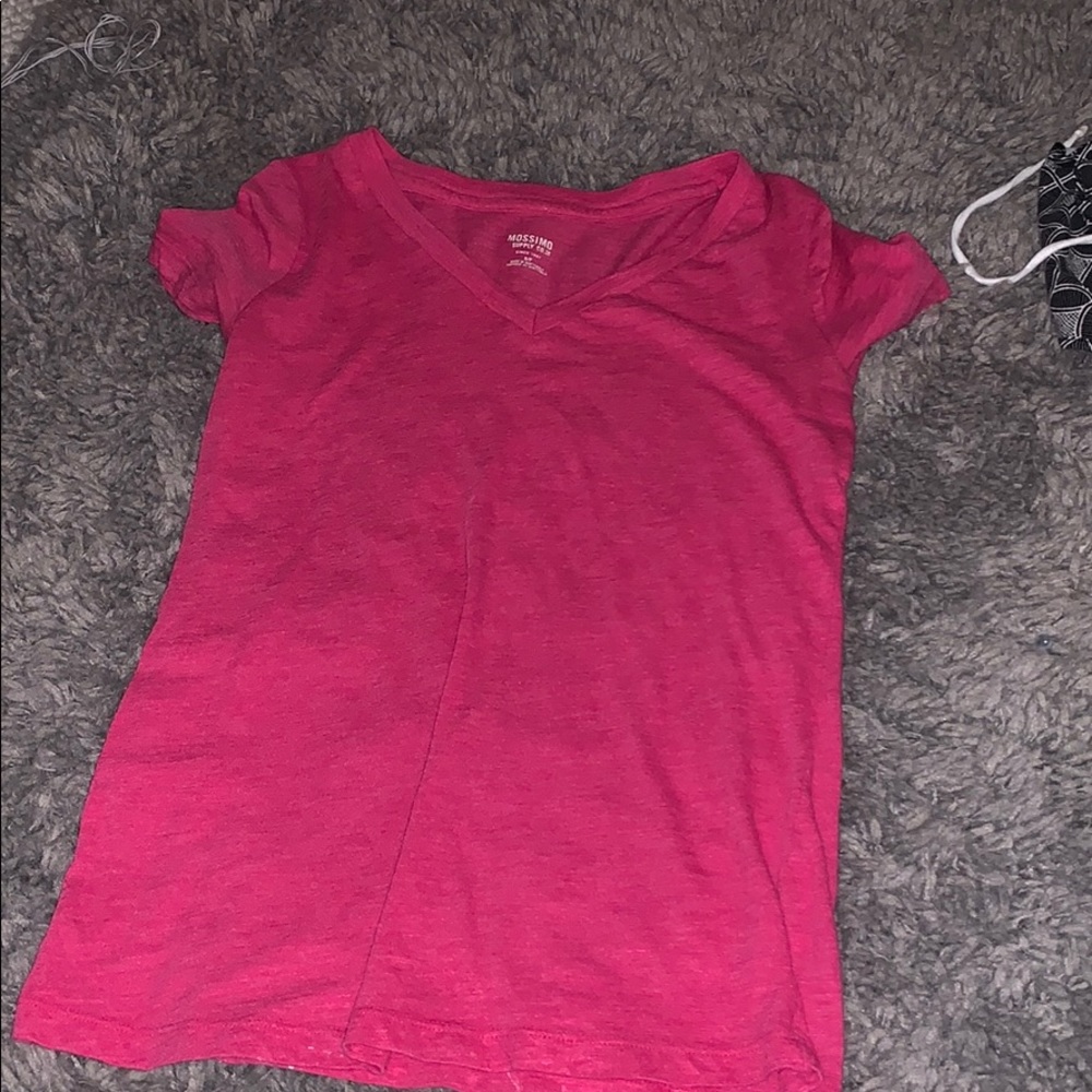 Plain pink t shirt